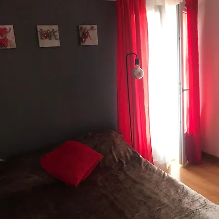 Calme Dans Le Centre Historique D'agde *
