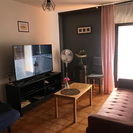 Apartamento Calme Dans Le Centre Historique D'agde