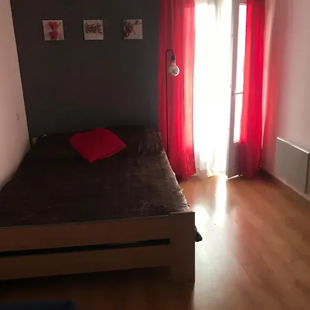 Apartamento Calme Dans Le Centre Historique D'agde Agde